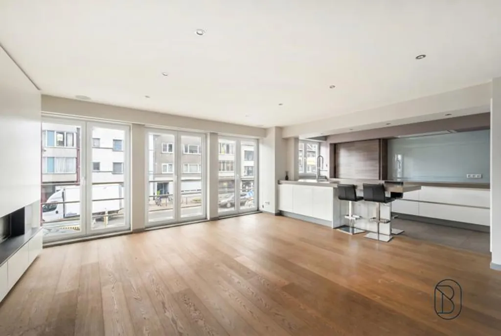 Séjour - Maison de 201 m² avec Chauffage Électrique à Deinze