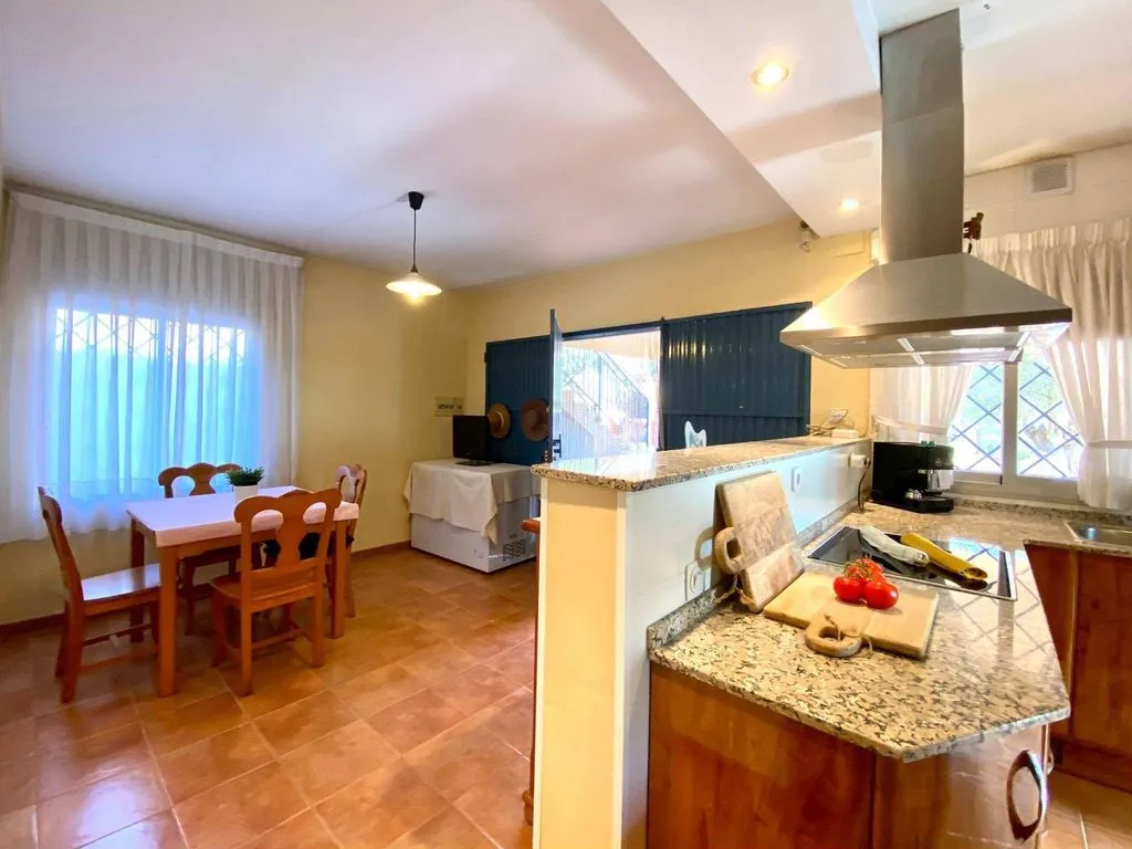 Küche - Luxury House with Four-Winds Design in Castellbisbal
