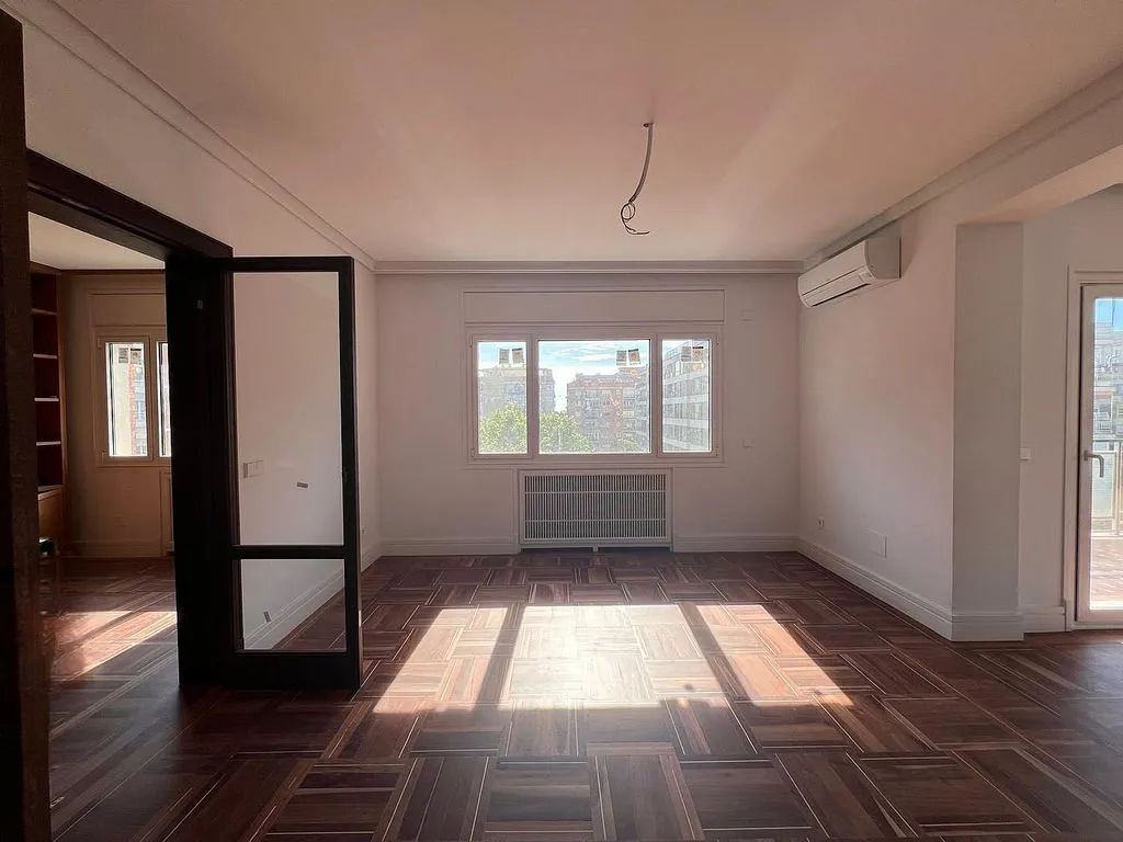 Living Room - Apartment with Terrace in Chamartín
