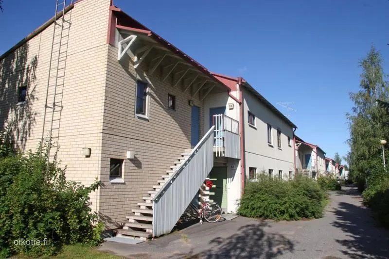 Välivaade - Apartment with Private Garden in Klaukkala