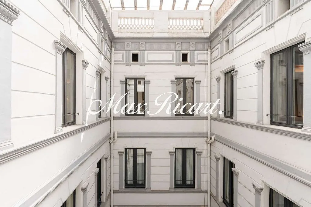Pièces - Apartment with Balcony in La Dreta de l'Eixample