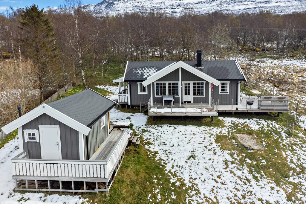 Vista aerea - Scenic Cabin with Pool in Nesnastrand