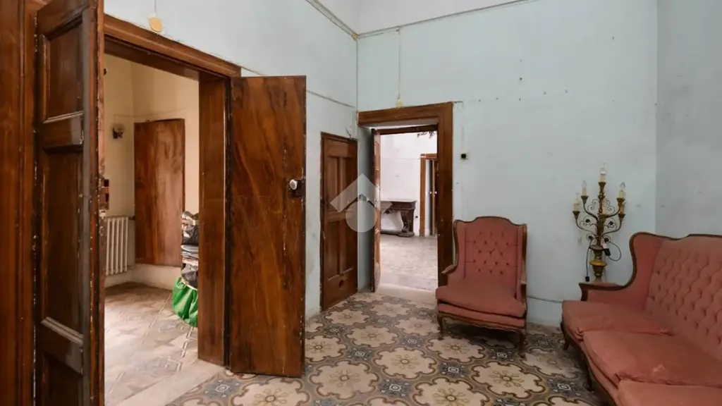 hallway_entrance