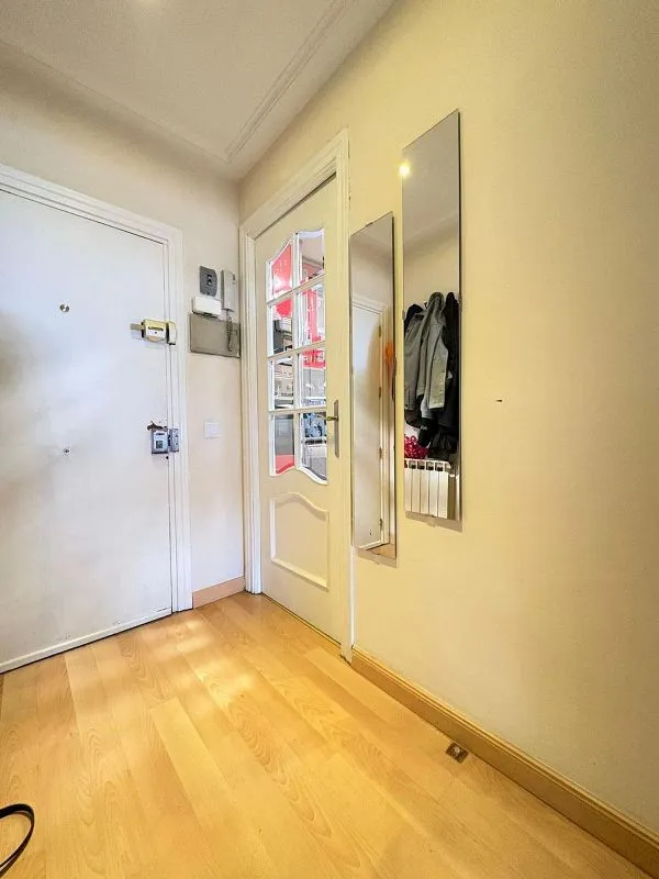 Entrée - Apartment with Air Conditioning in Juan de la Cierva