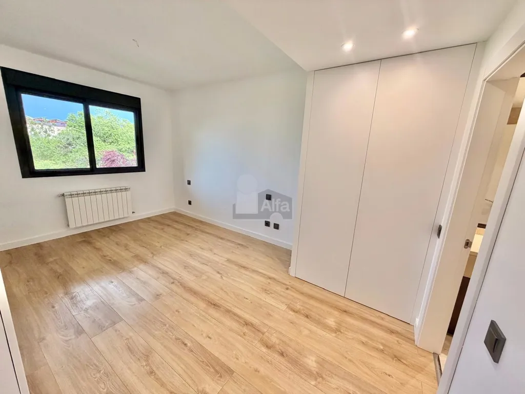 Magamistoad - Modern Flat with Terrace in Prado de Somosaguas