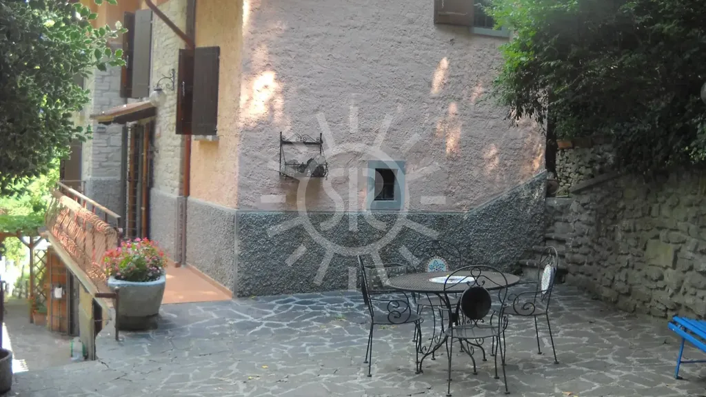 Terrass - Country House with Panoramic View in Castel del Rio