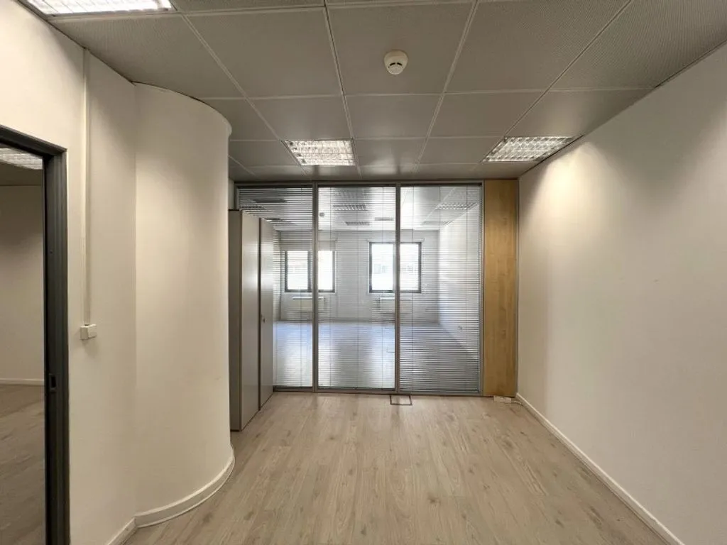 Kabinet - Luxury Office with Security in Lisbon