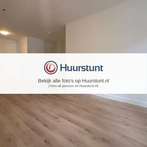 Séjour - 5-Bedroom Apartment with Garden in Rotterdam