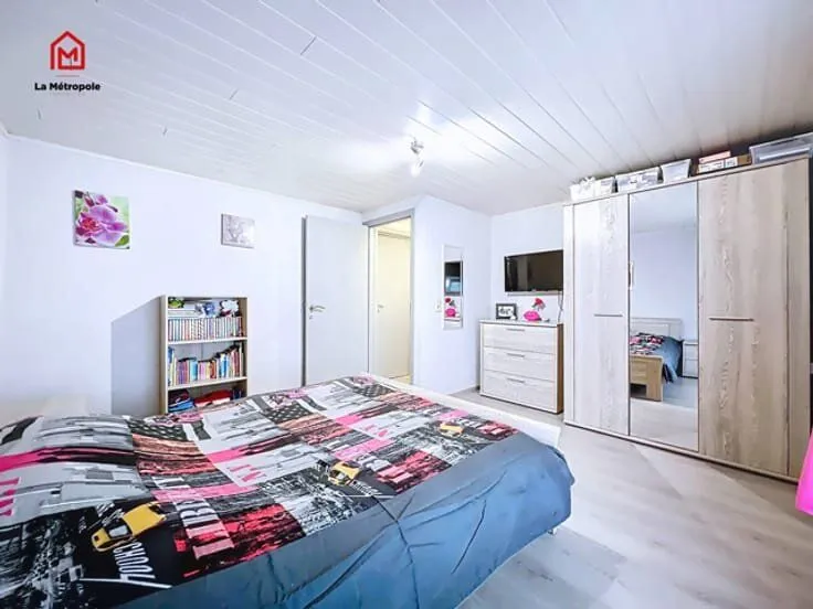 Magamistoad - House with Cellar and Terrace in Semi-Detached Setting
