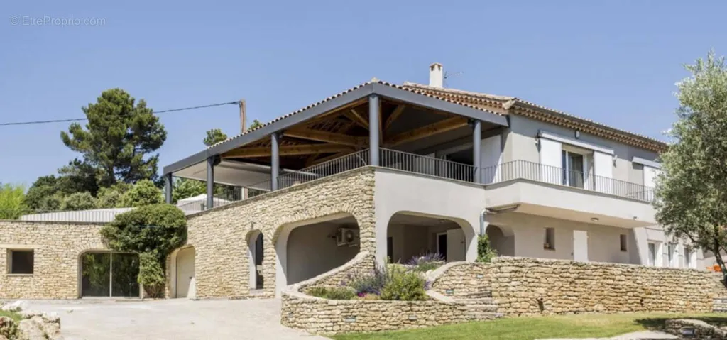 Välivaade - Contemporary Villa with Pool in Lubéron
