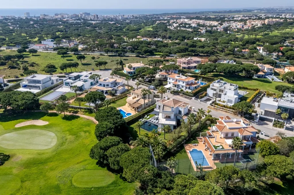 Õhuvaade - Luxury Villa on Golf Course in Algarve