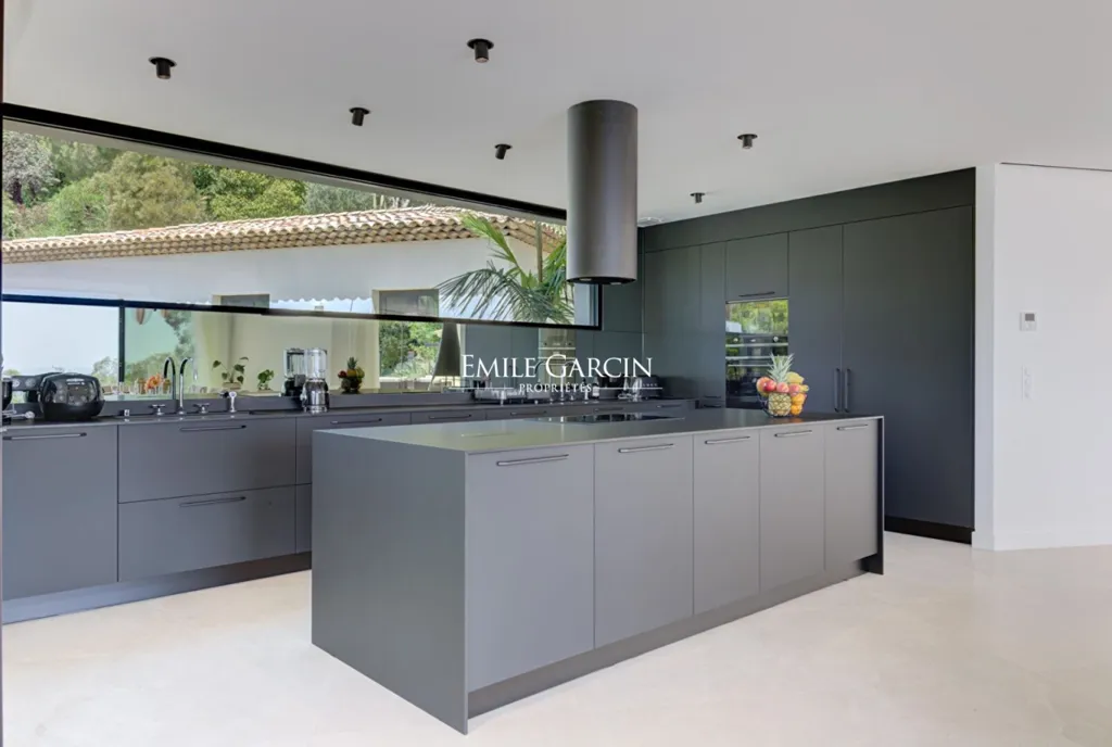 Cuisine - Maison de Luxe avec Vue Mer à Cannes