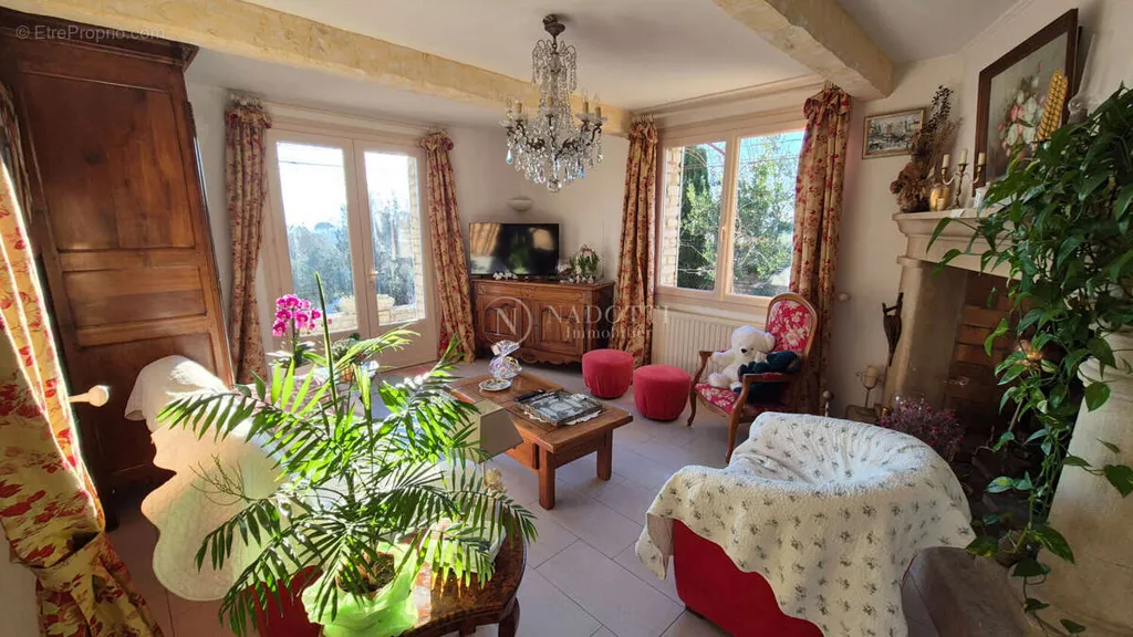 Séjour - Maison en Pierre en Viager à Gordes