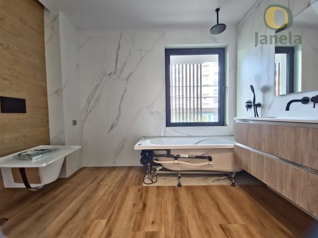 Salles de bain - Luxury Penthouse with Pool in Faro