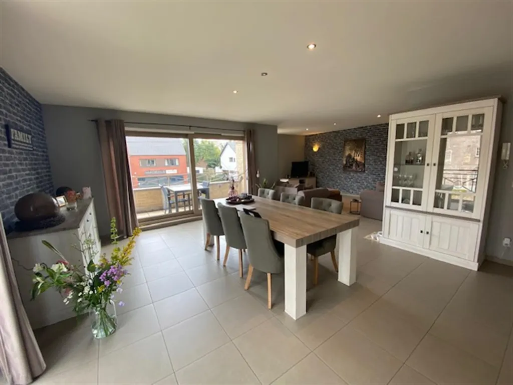 Sala da pranzo - Duplex with Terrace in Mol