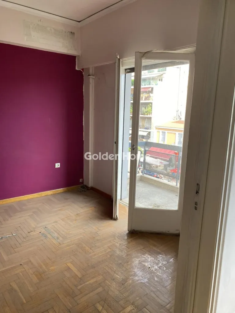 Toad - Office Space with High Ceilings in Kallithea