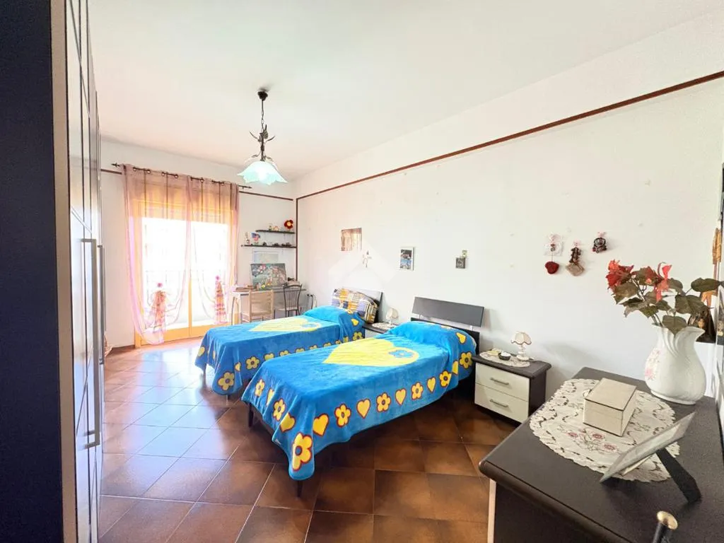 Chambres - 4-Bedroom Apartment with Balcony in Palermo