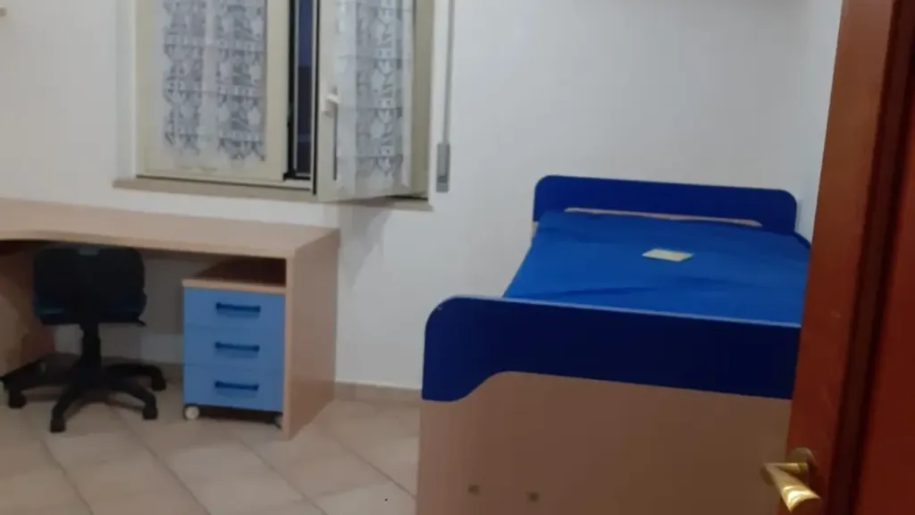 Chambres - Apartment with Balcony in Messina