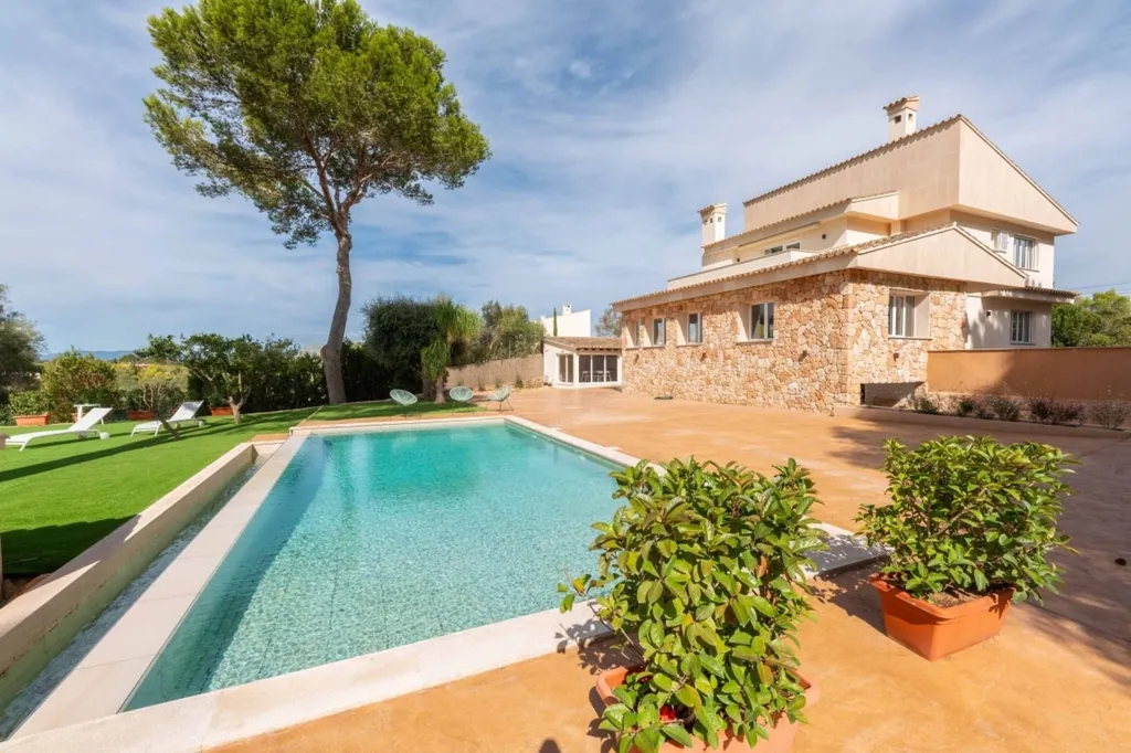 Piscine - Finca with Pool and Views in S'Aranjassa