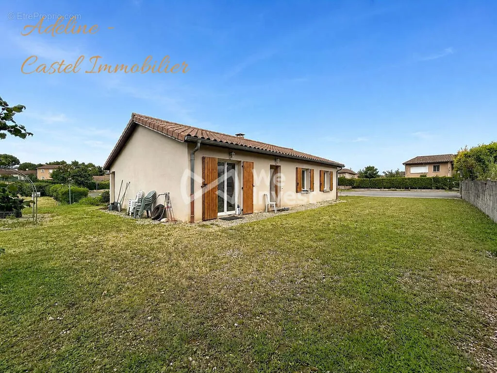 Giardino - House with Garden in Roussillon