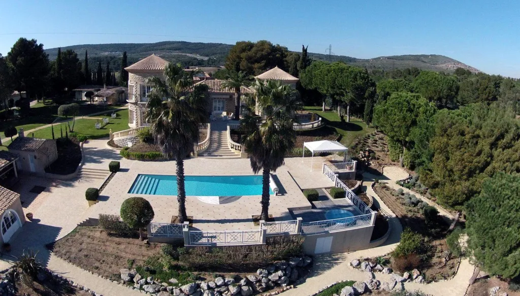 Vue aérienne - Demeure de Maître avec Vue Mer Panoramique entre Montpellier et Sète