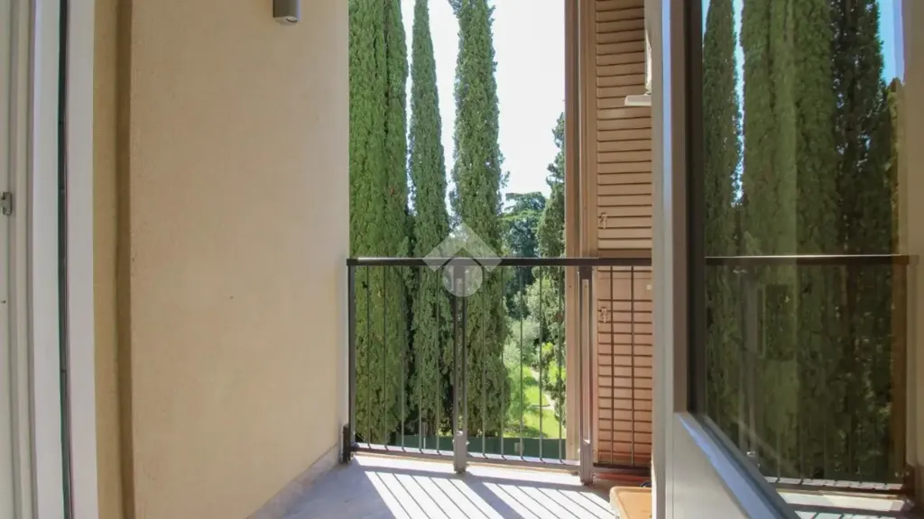 Balcone - Studio Apartment with Lake View in Gardone Riviera