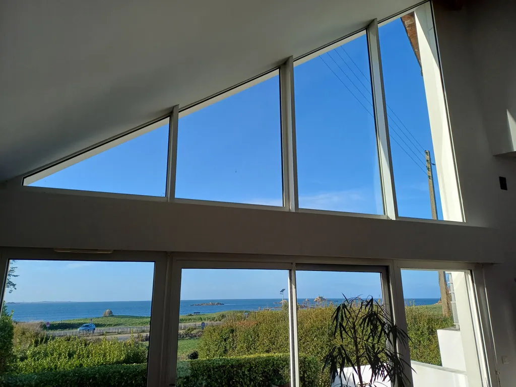 Elutuba - Architectural House with Sea View in Plougasnou