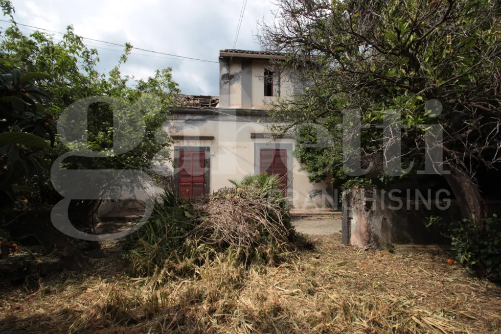 Välivaade - Villa to Renovate with Garden in Mascalucia