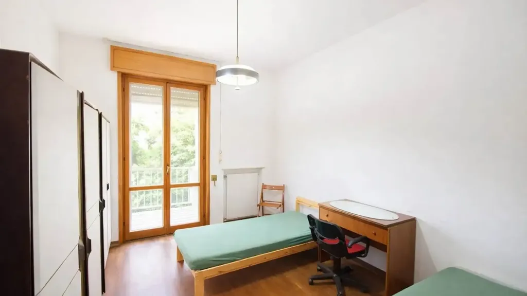 Chambres - Spacious Apartment with Balcony in Piacenza