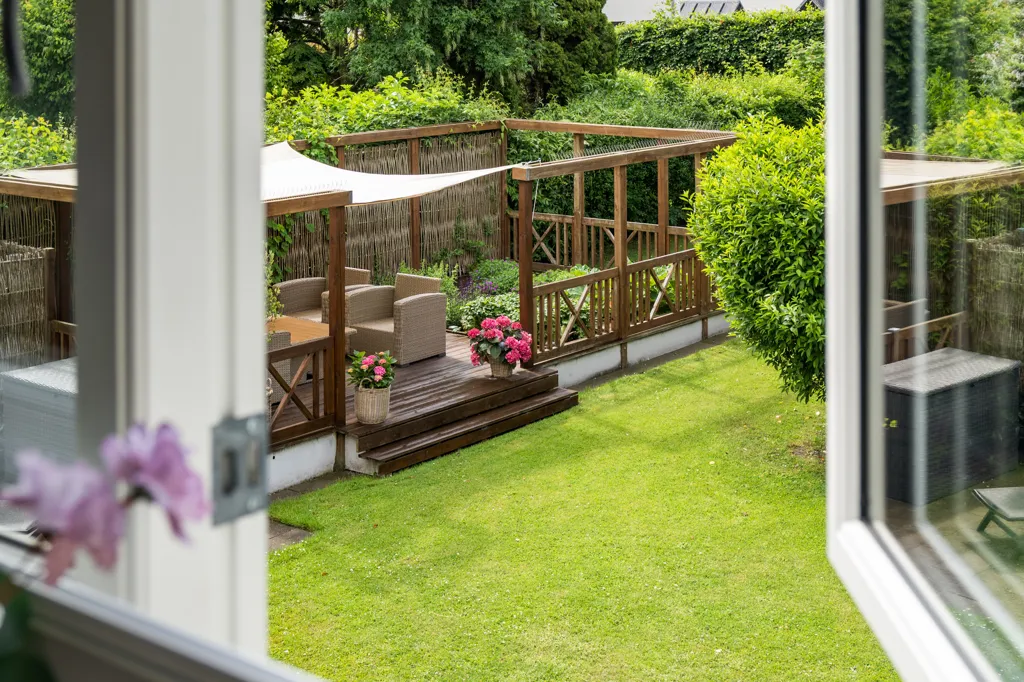 Giardino - Villa with Park-like Garden in Ishøj