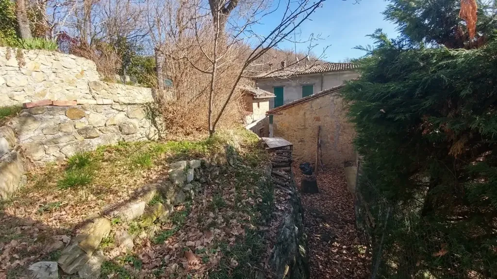 Aed - Terraced Villa with Garden in Zocca