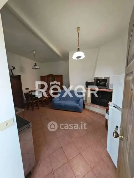 Elutuba - Independent House with Garden in Raiano