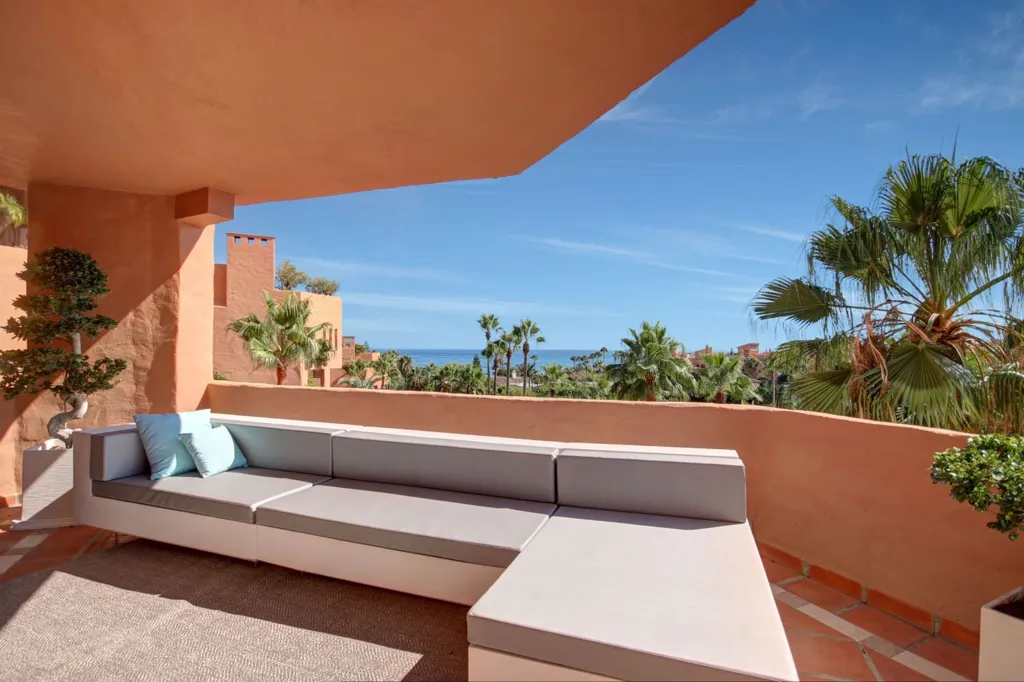 Terrass - Apartment with Sea View in Estepona