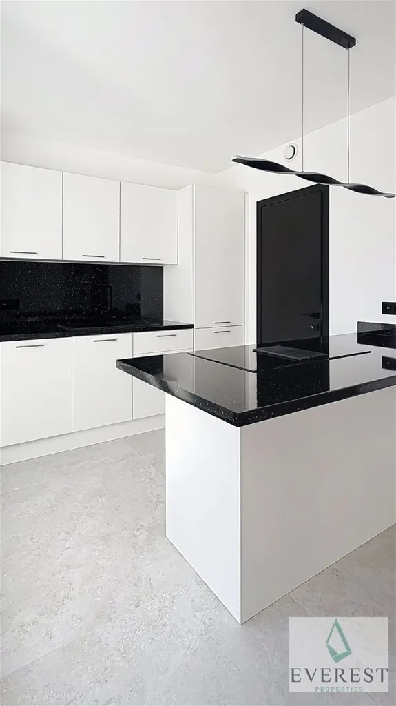 Cuisine - Appartement neuf avec terrasse à Uccle