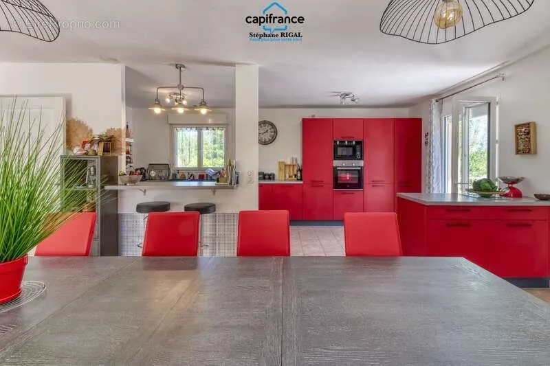 Salle à manger - Maison avec Piscine et Jardin à Saint-Sylvestre-sur-Lot