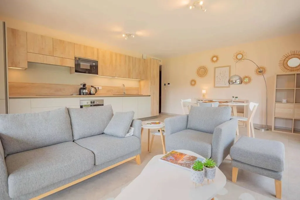 Elutuba - Luxury Apartment with Garden in Grimaud