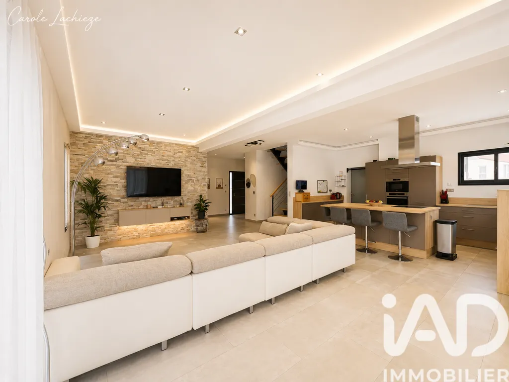 Elutuba - Contemporary Villa with Pool in Juvignac