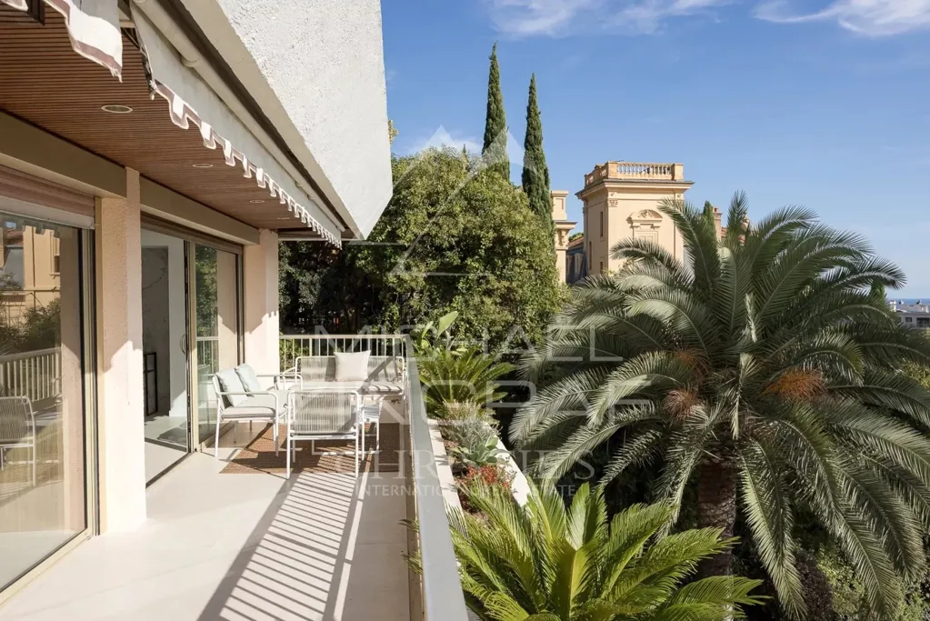Rõdu - Luxury Flat with Sea View in Cannes