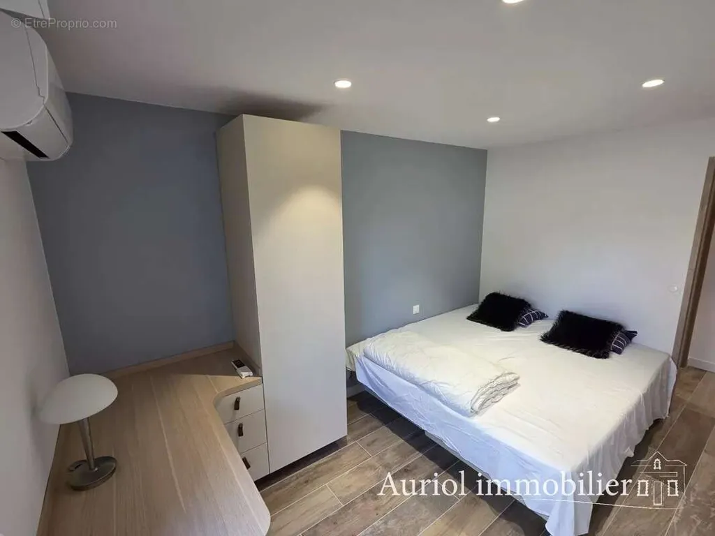 Chambres - Appartement T3 Rez-de-jardin avec Jardin à Marseille 9e
