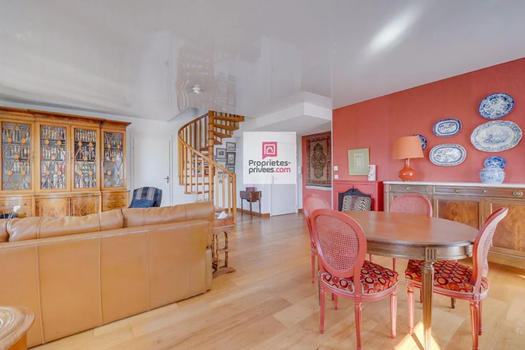 Söögituba - Luxury Duplex Flat with Loggia in Mérignac