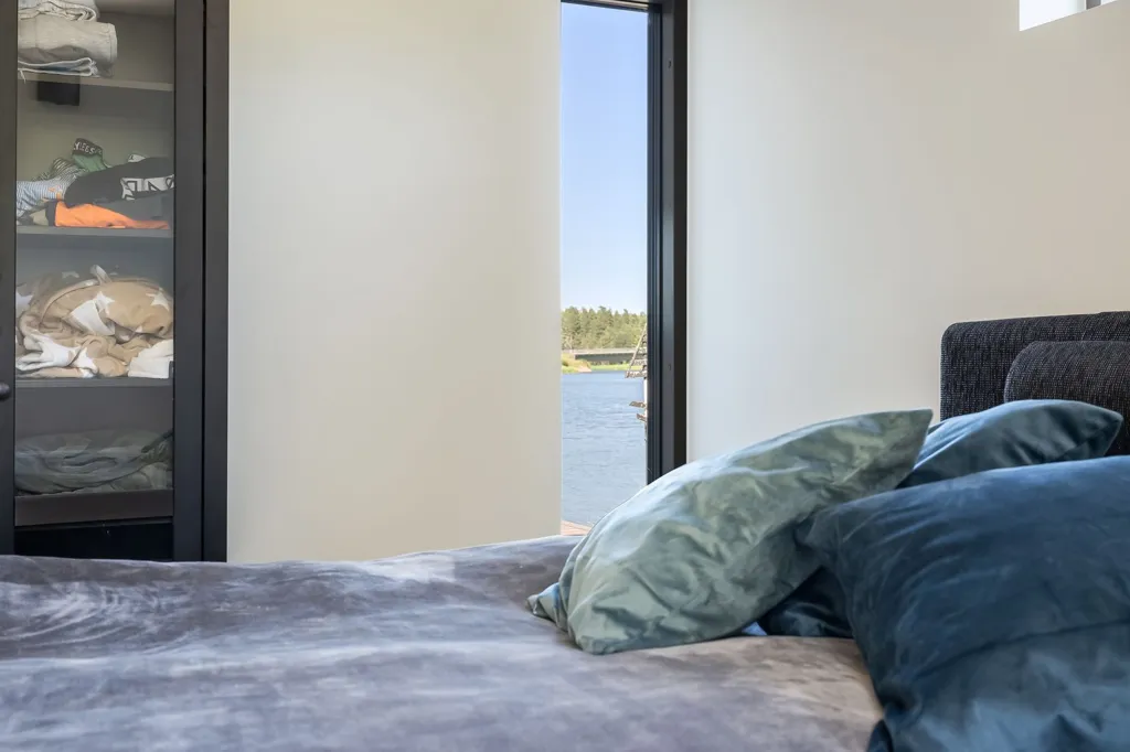Bedrooms - Modern Seafront Villa in Söderköping