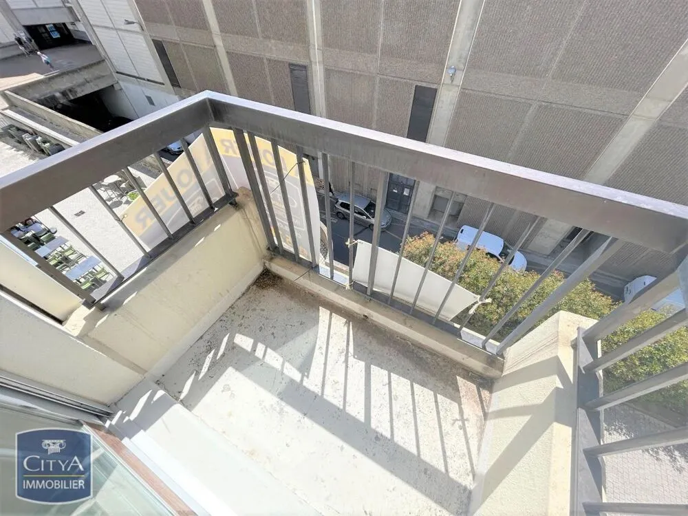 Balcon - Appartement T1 Meublé avec Balcon à Clermont-Ferrand