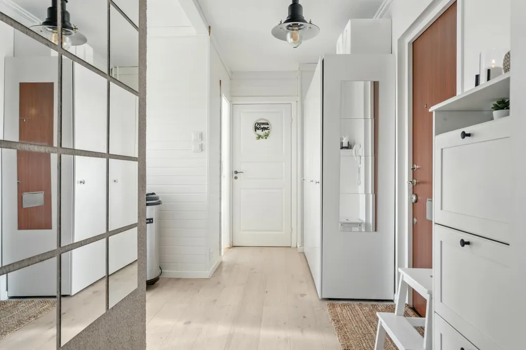 Entrée - Two-Bedroom with Glazed Balcony in Göteborg