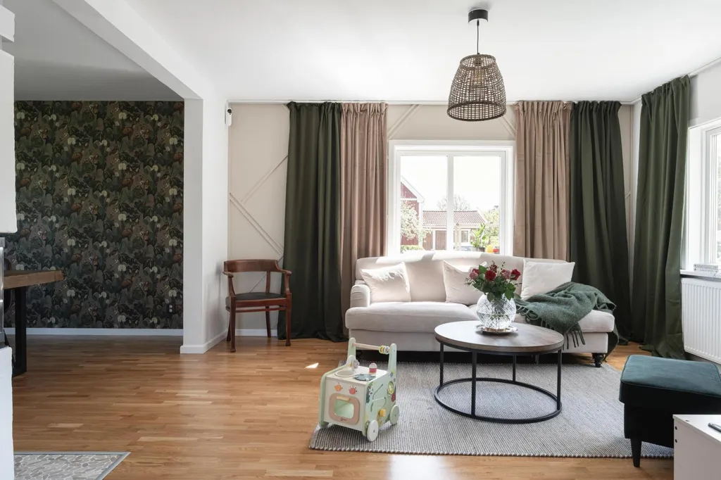 Séjour - Planned Villa with Terrace in Avesta