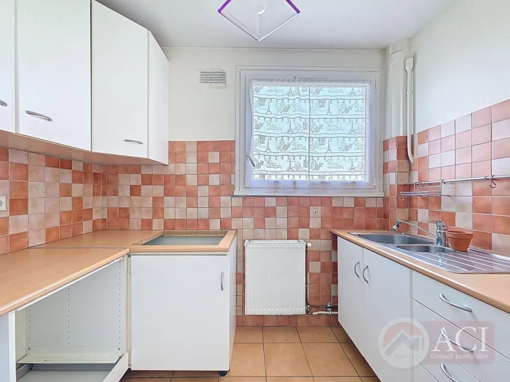 Köök - 2-Bedroom Flat with West View in Epinay-sur-Seine