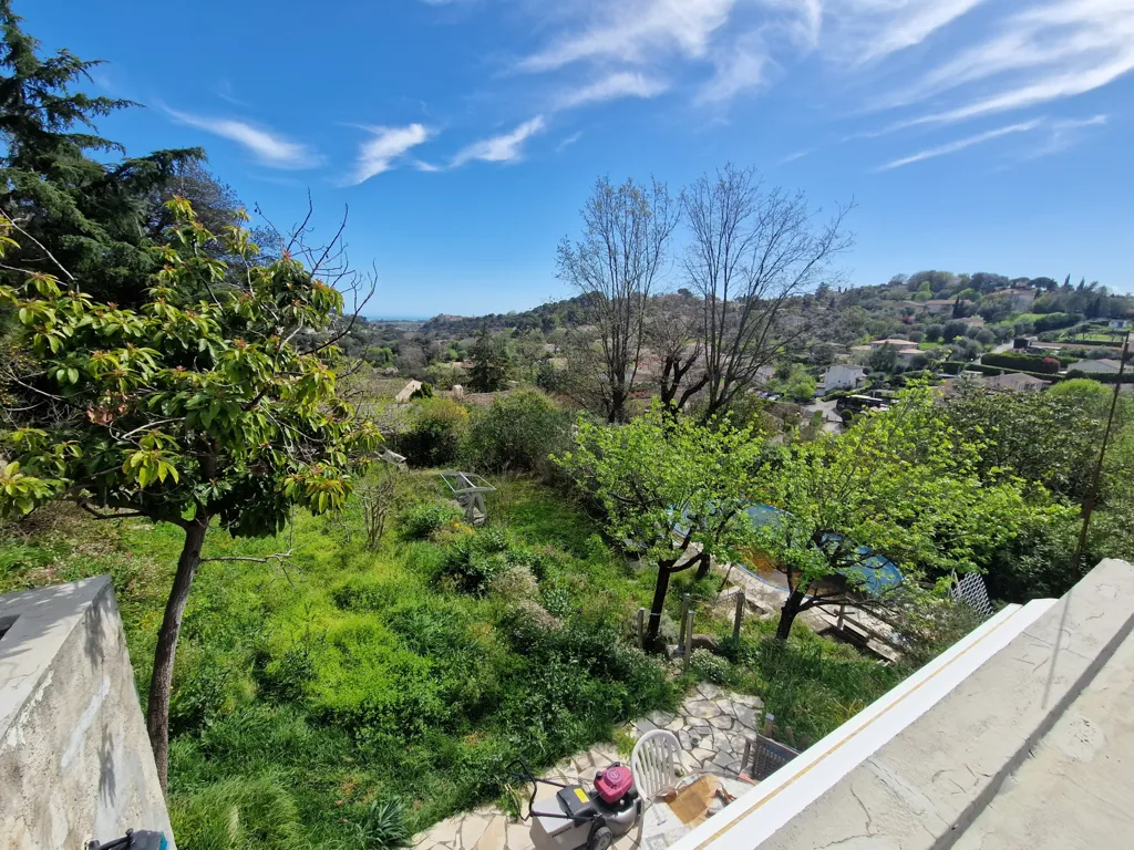 Jardin - Villa à Rénover avec Vue Mer à Biot