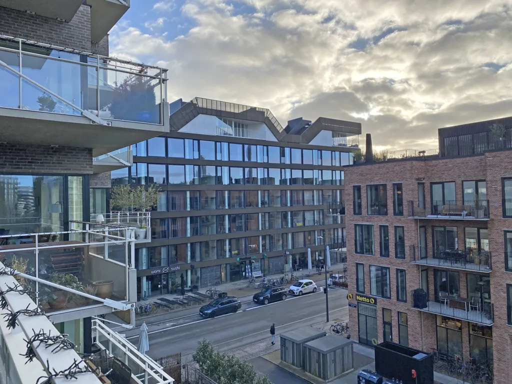 Balcone - Apartment with Two Balconies in Islands Brygge