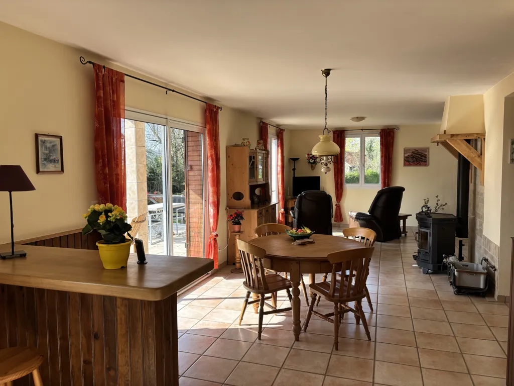 Salle à manger - Maison Prête à Emménager avec Terrain à Autry-Issards