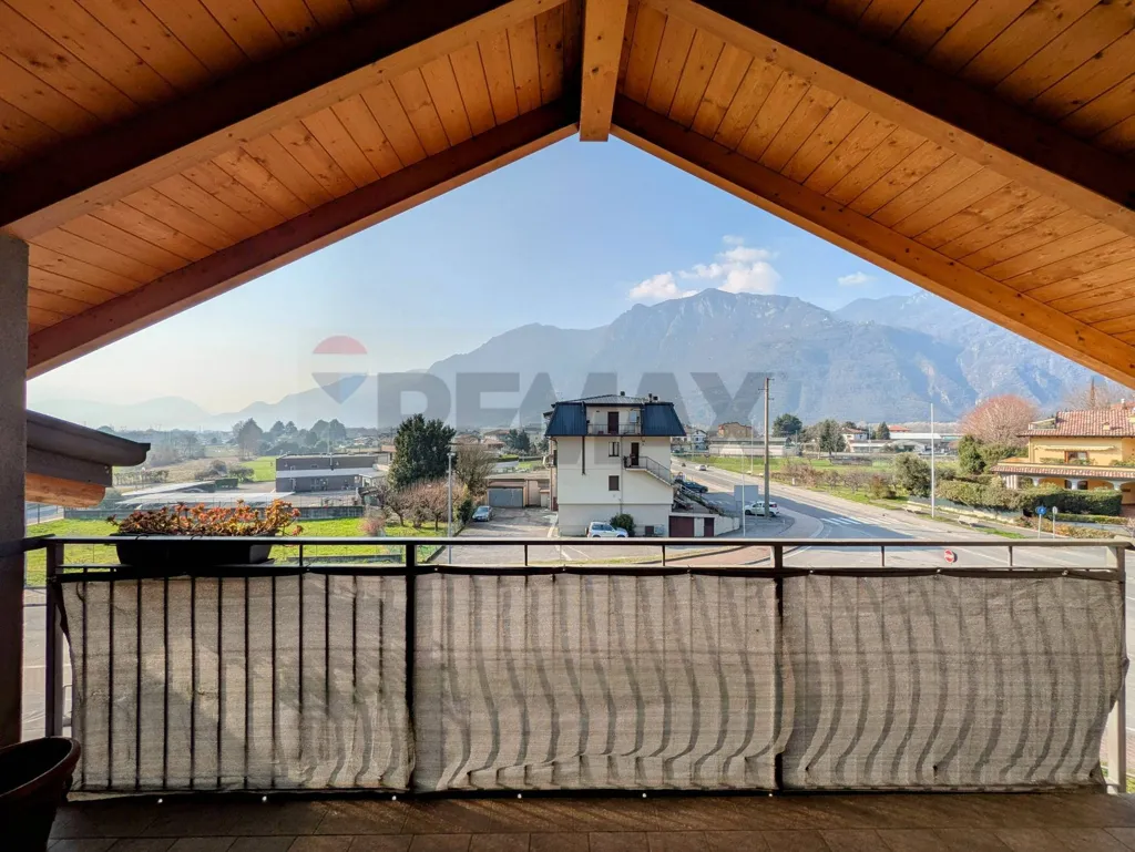 Terrasse - Penthouse with Terrace in Pian Camuno