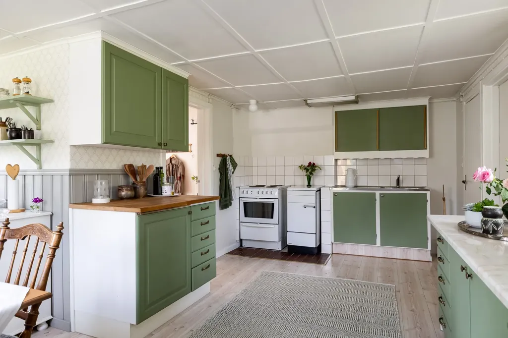Cuisine - Villa with Sea View in Vekhyttan